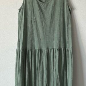 Caslon Green Scoop Neck Tiered Maxi Dress